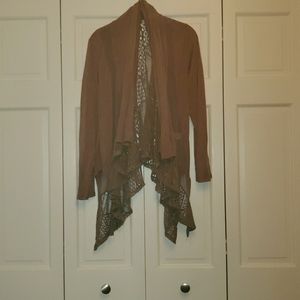 Cardigan cropped length sleeves